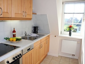 Køleskab, mikrobølgeovn, ovn, opvaskemaskine