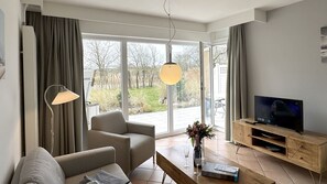 TV - Luna21 (room category) - Luna III (Sankt Peter-Ording)