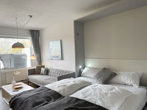 1 bedroom, travel cot, WiFi