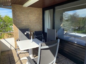 Outdoor dining - Luna23 (Room category) - Luna III (Sankt Peter-Ording)