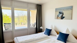 2 bedrooms, travel crib, WiFi - Luna23 (Room category) - Luna III (Sankt Peter-Ording)