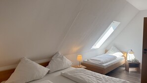 2 Schlafzimmer, Reisekinderbett, WLAN