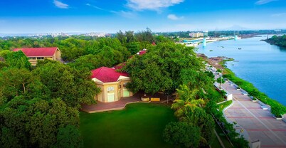 Ras By Treat Resorts