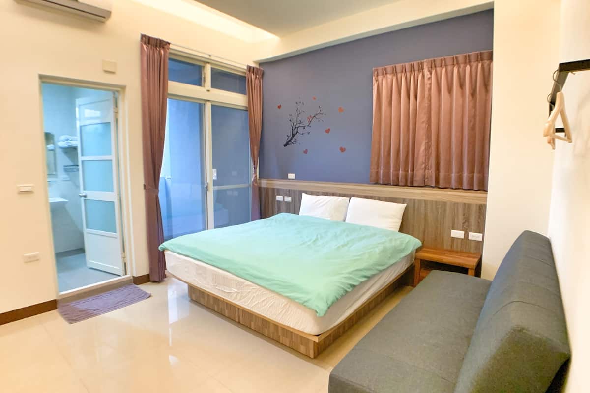 Deluxe Double Room | Hypo-allergenic bedding, blackout drapes, soundproofing, free WiFi