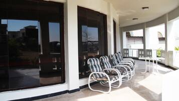 Luxury Suite, Multiple Beds, Non Smoking, Garden View | Garden view