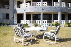 ห้องลักซ์ชัวรี่สวีท, หลายเตียง, ปลอดบุหรี่, วิวสวน | วิวสวน