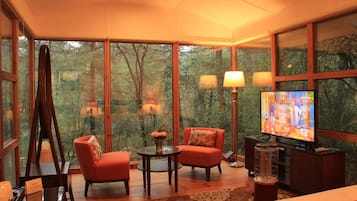Luxe cottage, uitzicht op bergen | Een strijkplank/strijkijzer, extra bedden (toeslag), gratis wifi