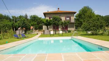 Alberca al aire libre