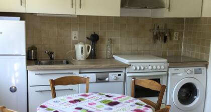 Equipped house + aveyron village center 120m2 garden terrace wifi 3 bedrooms