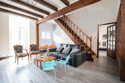 Equipped house + aveyron village center 120m2 garden terrace wifi 3 bedrooms