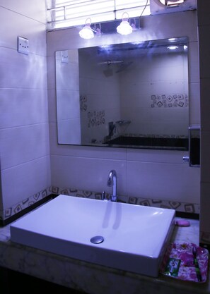 Bathroom - Hotel Afford Inn (Dhaka)
