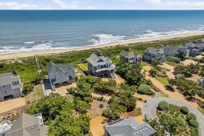 Exterior - Sanderling Sea Glass | Oceanfront | Community Pool | Duck (Duck)