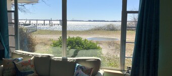 Fisherman's Cabin on the Bay