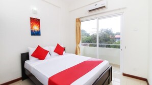 Deluxe Apartment, 2 Queen Beds, Accessible, City View