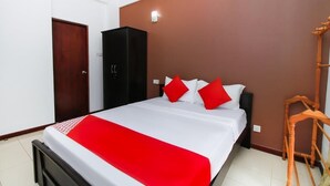 Deluxe Apartment, 2 Queen Beds, Accessible, City View