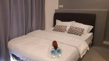 Free WiFi, bed sheets