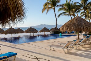 Pool - Gorgeous Beachfront Condo In Small, Private Building (Nuevo Vallarta)