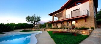 Self catering Residence Masnaiot for 2 people