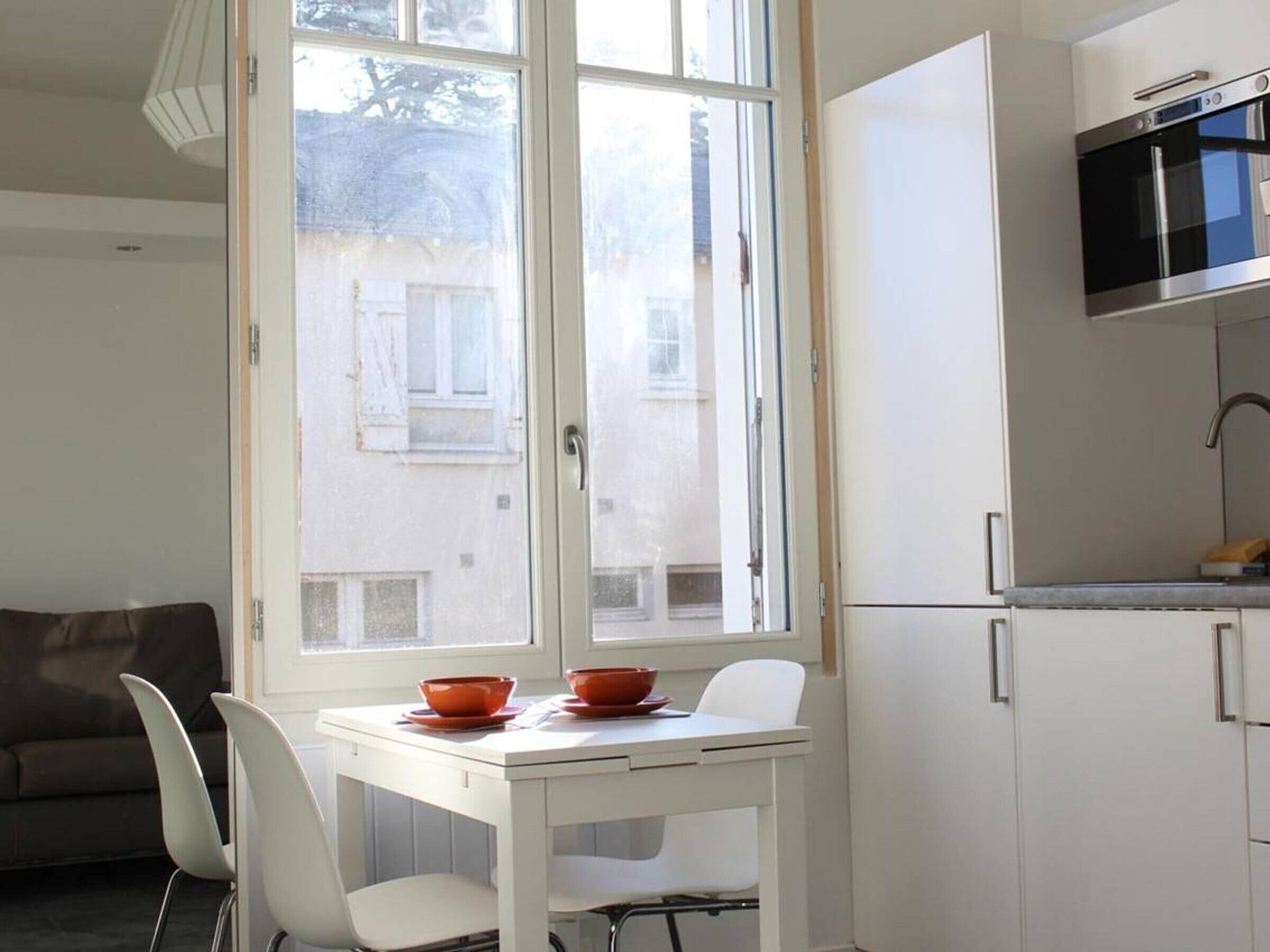 Fridge, microwave, dishwasher