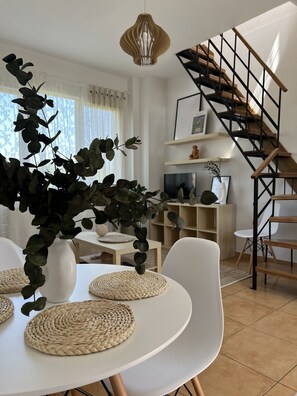 Duplex | In-room dining