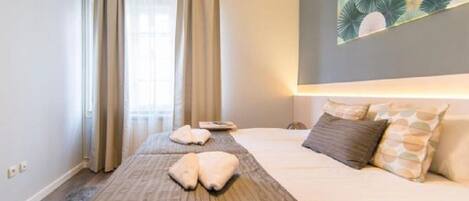 1 bedroom, desk, soundproofing, iron/ironing board