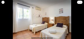 3 slaapkamers, een kluis op de kamer, een strijkplank/strijkijzer