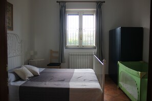 3 bedrooms, travel cot, free WiFi