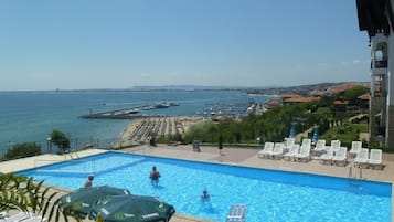 Alberca al aire libre