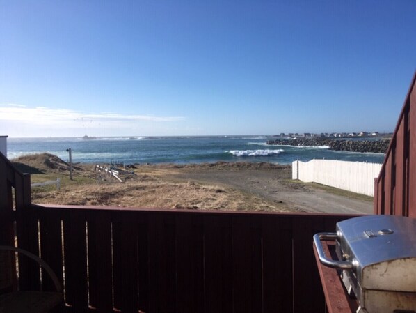 Property grounds - Robbins by the Sea Rental - Robbins by the Sea Unit 1 (Bonavista)