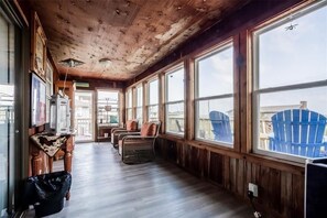 Smart TV, Netflix, DVD player, books - 💲Happy Beach Casa  -  View the Gulf  (Matagorda)