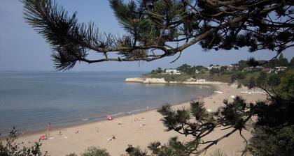 Casa moderna, muy tranquila, cerca de la playa.