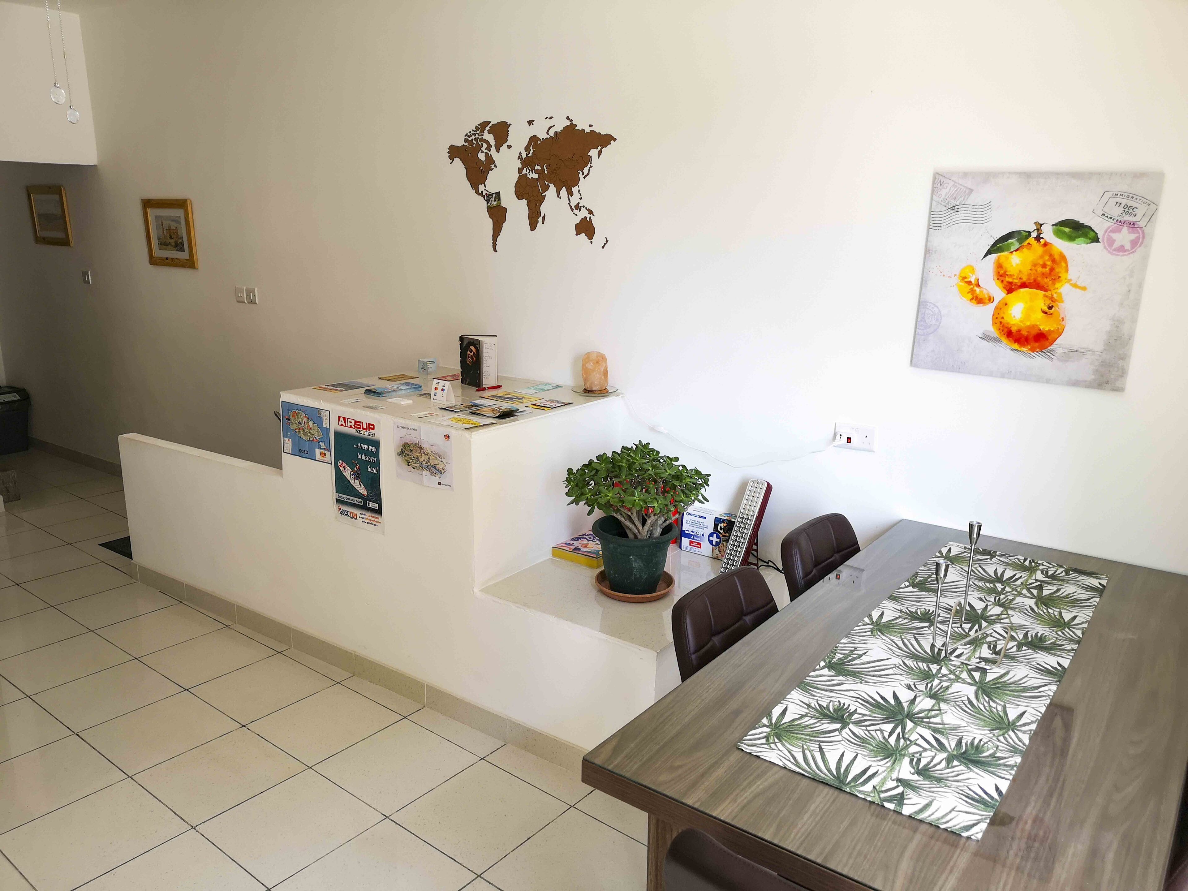 Superior House | Private kitchen | Full-size fridge, microwave, oven, stovetop