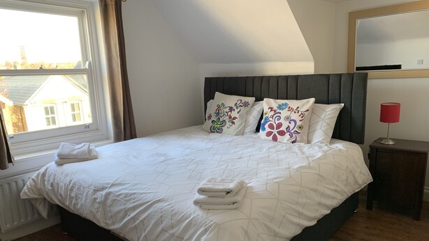 Comfort studio, niet-roken, keuken | Verduisterende gordijnen, een strijkplank/strijkijzer, gratis wifi