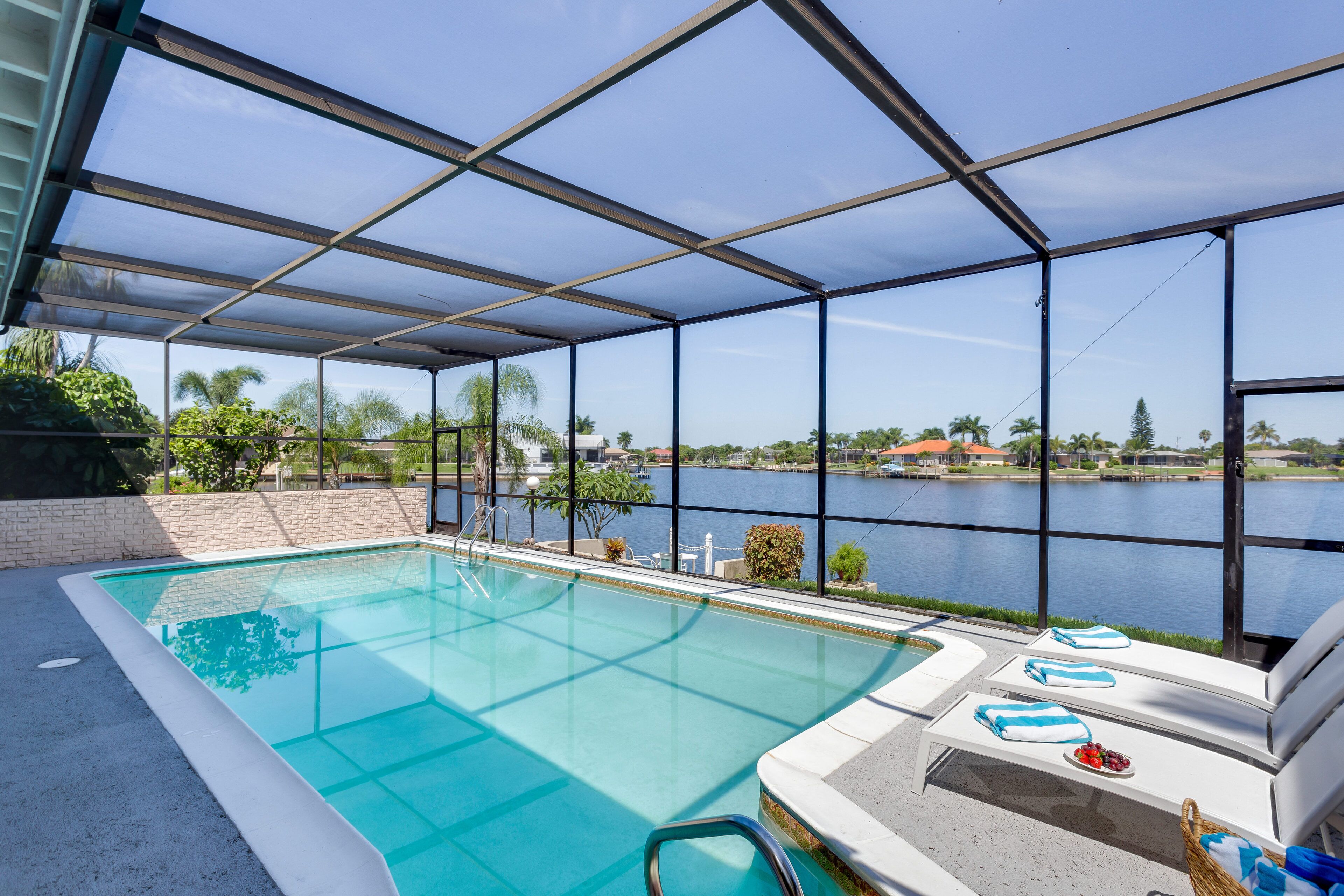 HARMONY BAY Wonderful, Remodeled Home, Incredible Water views, Pool, Boat Dock