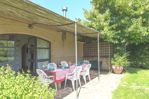 The external (the patio)