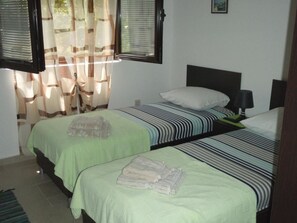 Appartement, 2 chambres | Rideaux occultants, fer et planche à repasser, Wi-Fi gratuit