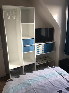 1 Schlafzimmer, Bügeleisen/Bügelbrett, Reisekinderbett, kostenloses WLAN