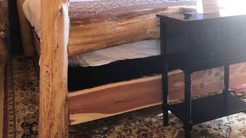 1 dormitorio, tabla de planchar con plancha, Internet y ropa de cama