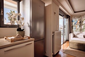 Saffron - Elaia Luxury Top Floor Condo with Private Pool | Private kitchen
