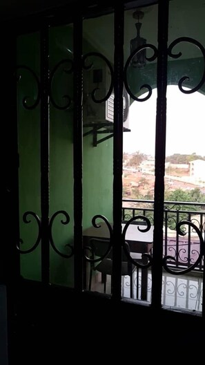 Apartamento superior, 2 habitaciones, terraza | Terraza o patio