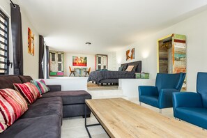Interior - Stunning ocean view villa, renovated and refurbished 2019, private pool (Sint Willibrordus)