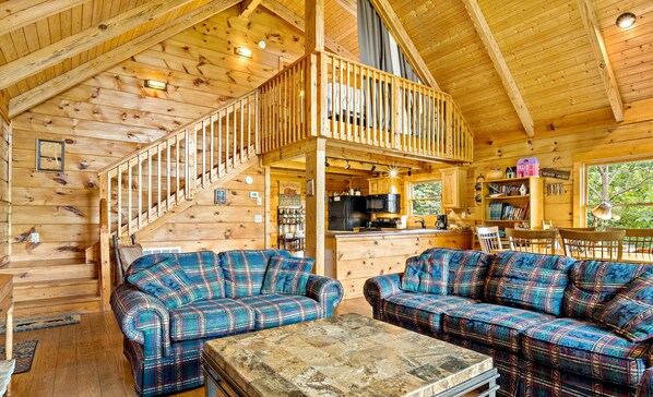 Smart TV, fireplace, streaming services