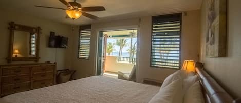 2 chambres, coffres-forts dans les chambres, fer et planche à repasser