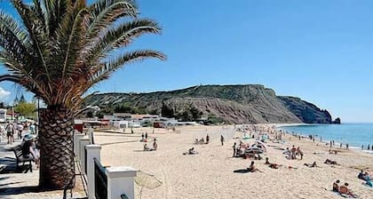 Villa avec piscine privée, à proximité de la plage, restaurants, bars et boutiques. Wifi gratuit