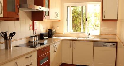 Fully licensed prestigious Algarve apartment for rental in Vilamoura