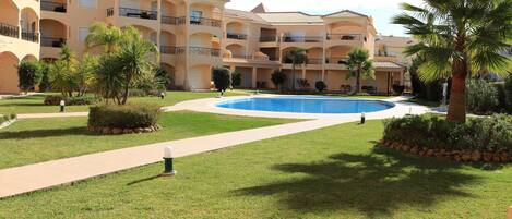 Piscina externa
