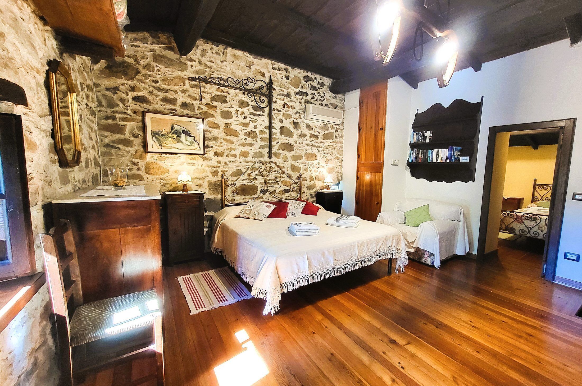 2 soverom, wi-fi og sengetøy