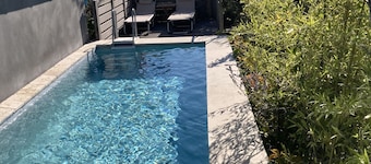 Maison contemporaine avec piscine sans vis à vis en Luberon