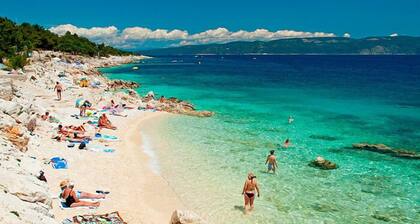 Luxury villa with pool in a small Istrian village near the sea