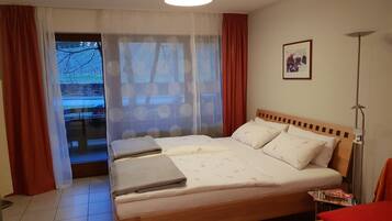 Schallisolierte Zimmer, WLAN, Bettwäsche